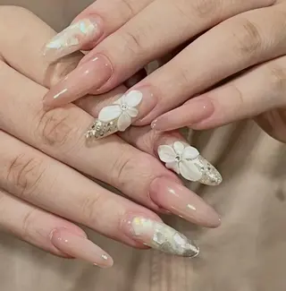 ネイル エリ🫧 nail池袋東口のネイルデザイン