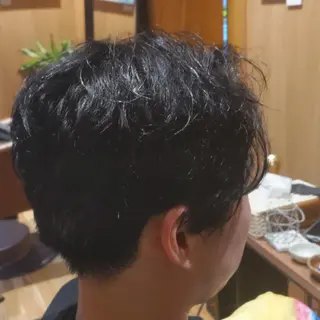 メンズ Uketoru 横田健のヘアスタイル