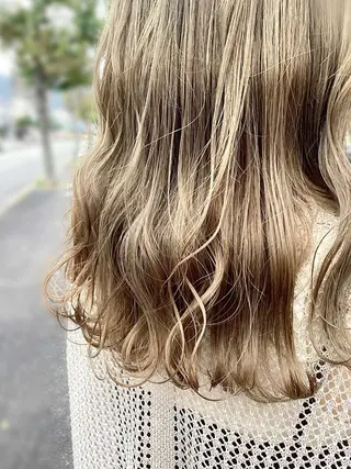 セミロング カラー ケアカラー 🕊️宮津美香のヘアスタイル