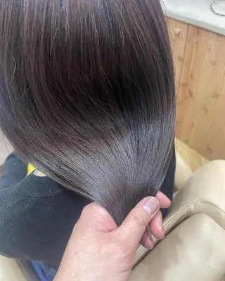 ショート カラー パーマ ヘアアレンジ メンズ キッズ ネイル マツエク・マツパ Saffyハリウッド トリートメント◎のヘアスタイル