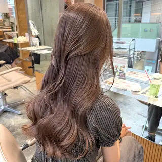 セミロング カラー 色落ちまで可愛い ヘーゼルベージュ🤎のヘアスタイル
