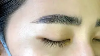 アイブロウ k ayanoの眉毛・アイブロウイメージ
