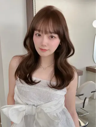 ロング カラー 藤野 結衣のヘアスタイル