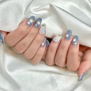 ネイル Ayaka 🧸☀️ 銀座/韓国ワンホンのネイルデザイン