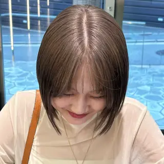 ショート 盛れる透明感カラー momokaのヘアスタイル