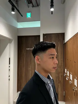 ショート メンズ 渡邉 真也のヘアスタイル