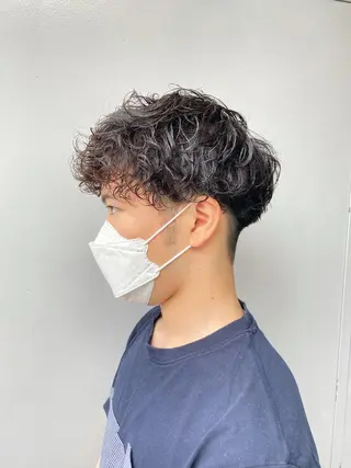 ショート カラー パーマ ヘアアレンジ メンズ キッズ マツエク・マツパ スパイキー/フェザー /波巻き/かいとのヘアスタイル