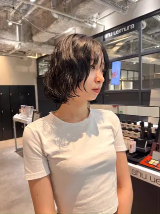 ショート 盛れるレイヤー🧡 飯田亘貴のヘアスタイル
