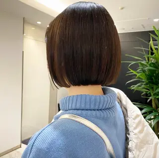 ミディアム コテ巻きパーマ💙 シノヤユイのヘアスタイル