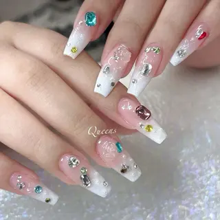 ネイル Queens マオのネイルデザイン