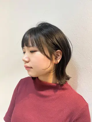 ミディアム 【novem】 serenのヘアスタイル