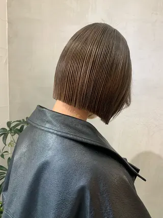 ミディアム レイヤー縮毛矯正 カラー/虎白のヘアスタイル
