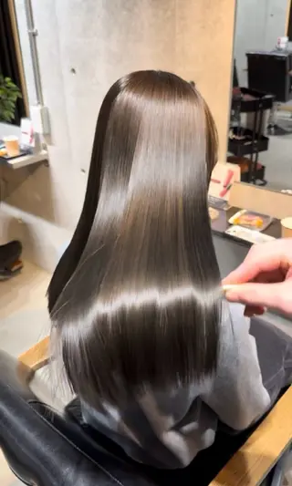 ロング Haru🫧髪質改善 ×美髪矯正🫧艶髪のヘアスタイル
