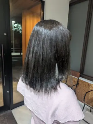 ミディアム 桑原 彩花のヘアスタイル