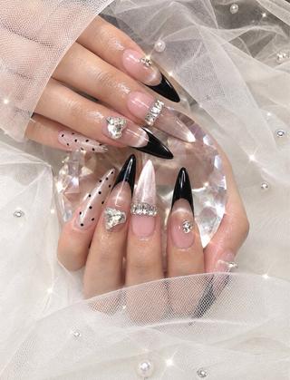 ネイル 【Laule‘a 】のネイルデザイン