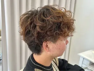 ショート センターパート 韓国ヘア・綾也のヘアスタイル