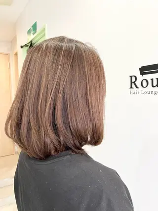 ミディアム カラー 須賀 知穂のヘアスタイル