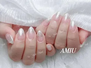 ネイル 🦋 Queenieのネイルデザイン
