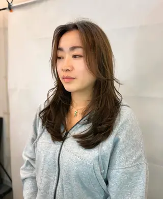 ロング カラー accorto 小林ユウのヘアスタイル