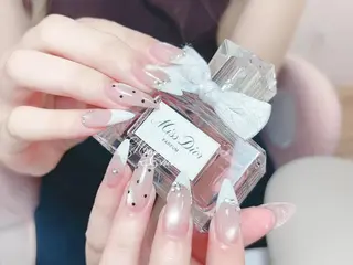 ネイル KTNail 🎀 長さ出し専門店のネイルデザイン