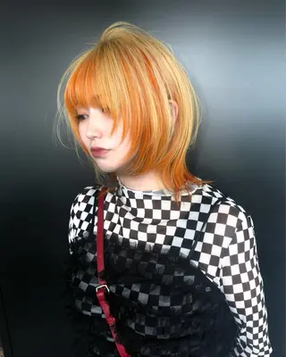 ショート カラー jyui/原宿 ハイトーン/デザインのヘアスタイル