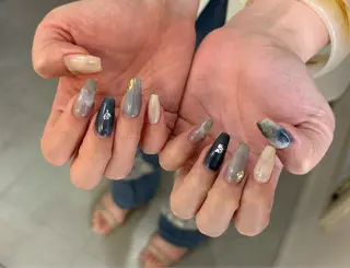 ネイル Mai :矢場町 ニュアンス🌿アートのネイルデザイン