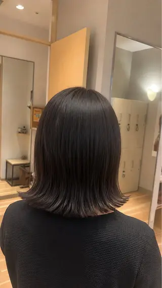 ミディアム 岡﨑 怜奈のヘアスタイル