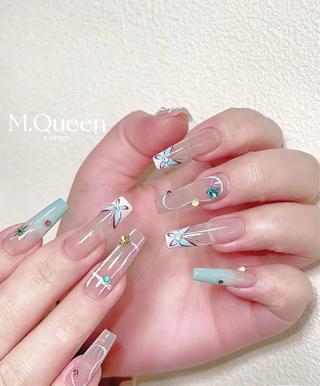 ネイル M.Queenネイル サロン天神今泉店のネイルデザイン