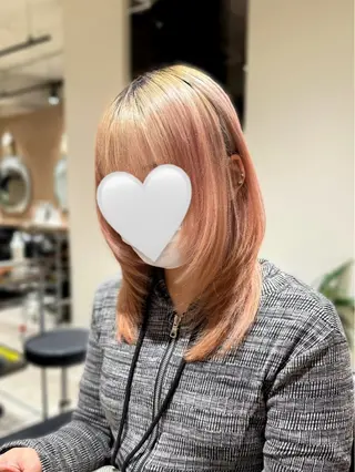 ミディアム レイヤー/小顔前髪 🤍wakaのヘアスタイル