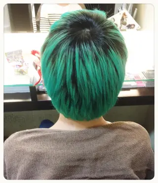 ショート カラー メンズ 熊谷 奈菜のヘアスタイル