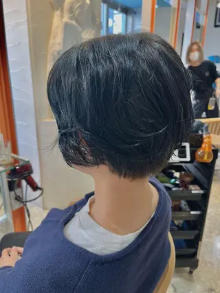 ショート カラー パーマ うしだ かおるのヘアスタイル