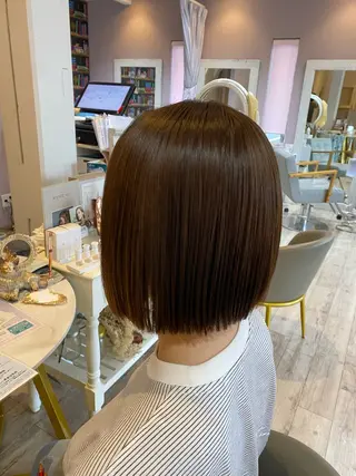 ショート かまだ しおりのヘアスタイル