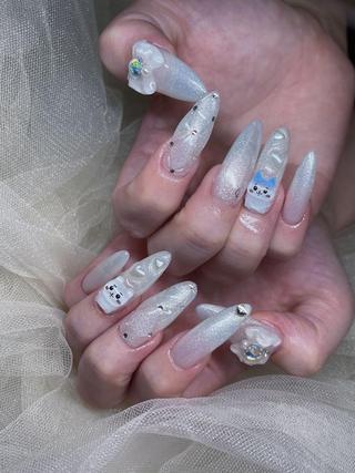 ネイル Queens テイのネイルデザイン