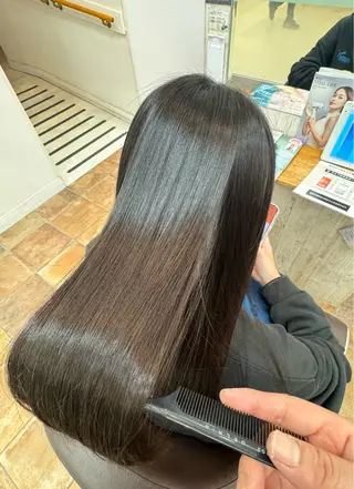 ロング 飯嶋 春香のヘアスタイル