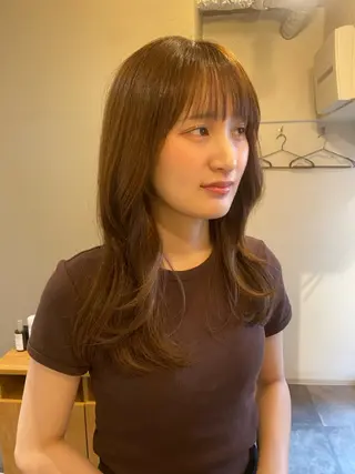 セミロング みやけ ひなのヘアスタイル