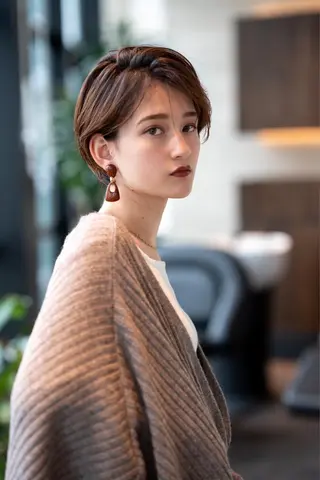 ショート カラー 🉐レイヤー/塩見 弘樹🉐渋谷のヘアスタイル