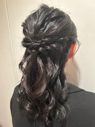 セミロング T Ayaのヘアスタイル