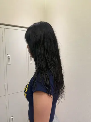 ロング パーマ RosierBlue 工藤のヘアスタイル