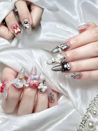 ネイル ENsalon AKIRAのネイルデザイン
