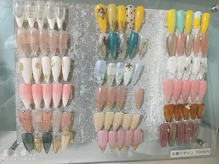 ネイル SYR nail salonのネイルデザイン