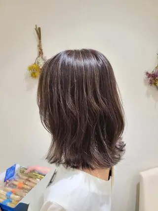 ミディアム L'oeuf 山下 アミールのヘアスタイル