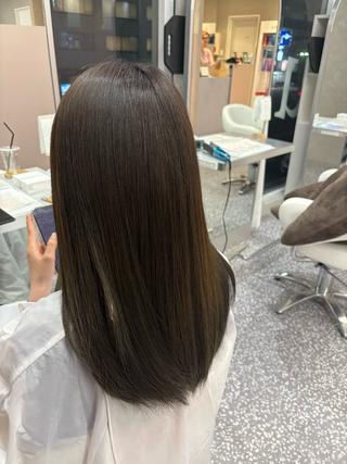 セミロング 湯浅 風希のヘアスタイル
