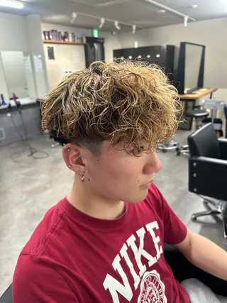 カラー パーマ メンズ 立川メッシュパーマ 特化/けんしょうのヘアスタイル