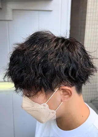 ショート パーマ メンズ 曲がる縮毛矯正 LIBER 岩名のヘアスタイル