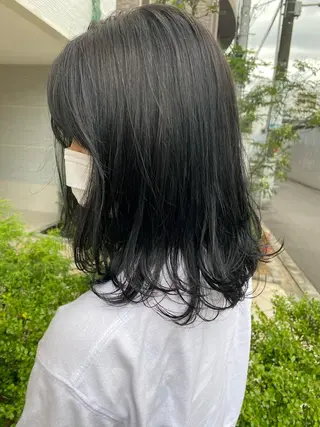 ミディアム トップスタイリスト/ アユミのヘアスタイル