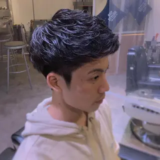 ショート パーマ メンズ 阿部 春道のヘアスタイル