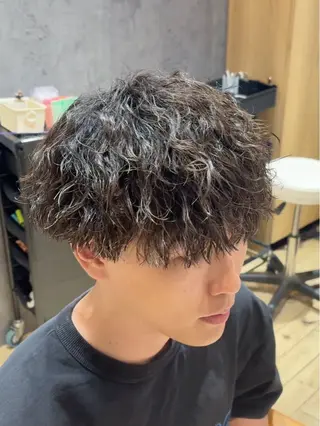 パーマ メンズ メンズカット/センタ ーパート /マミヤのヘアスタイル