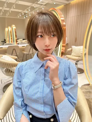 ショート カラー 美髪縮毛矯正✨🫧 レイヤー川村利幸のヘアスタイル