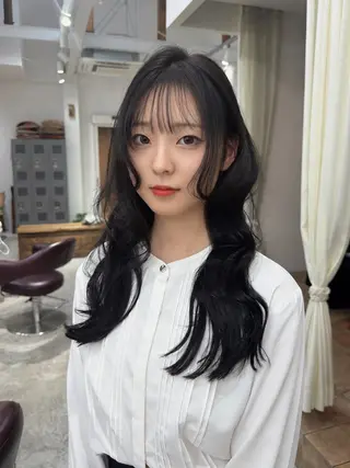 ロング カラー カラーモデル募集 岩井綺良のヘアスタイル