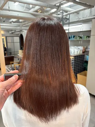 セミロング 💎艶髪／縮毛特化 世麗💎のヘアスタイル